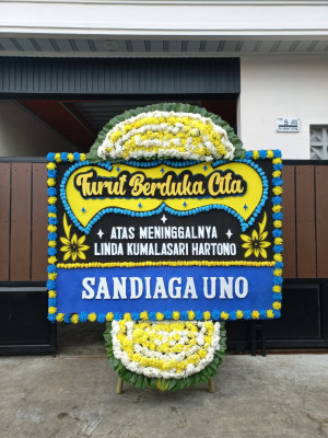 Papan Bunga Duka di Sekip