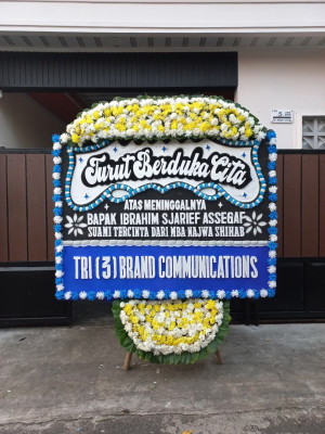 Papan Bunga Duka di Sekip